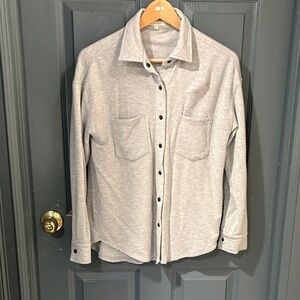 Z Supply Gray Button-Up Shirt knit. Size can